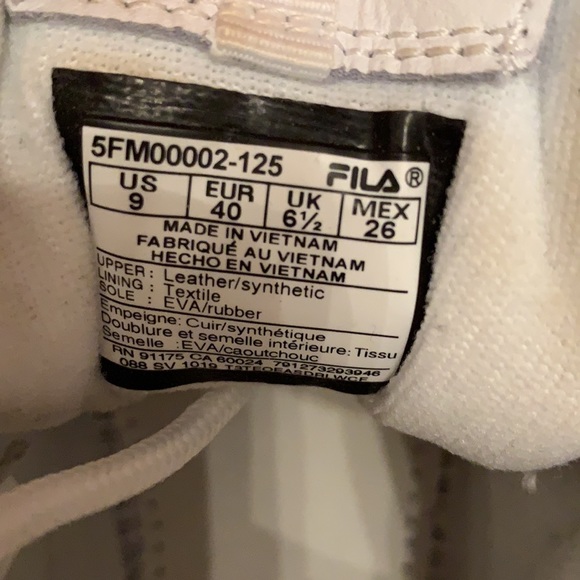 Chunky Fila Shoes - Picture 6 of 6